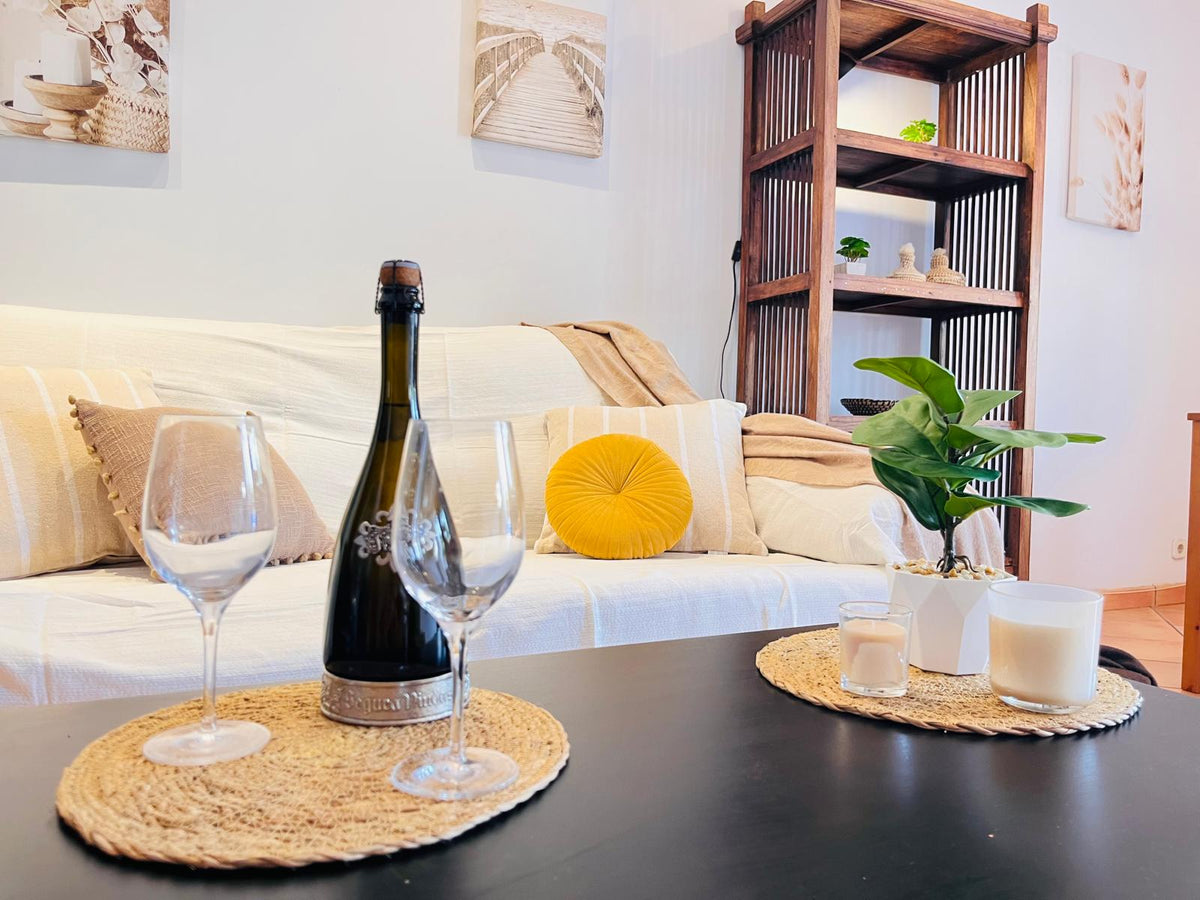 Casa pareada con jardín y barbacoa en Can Pere de la Plana