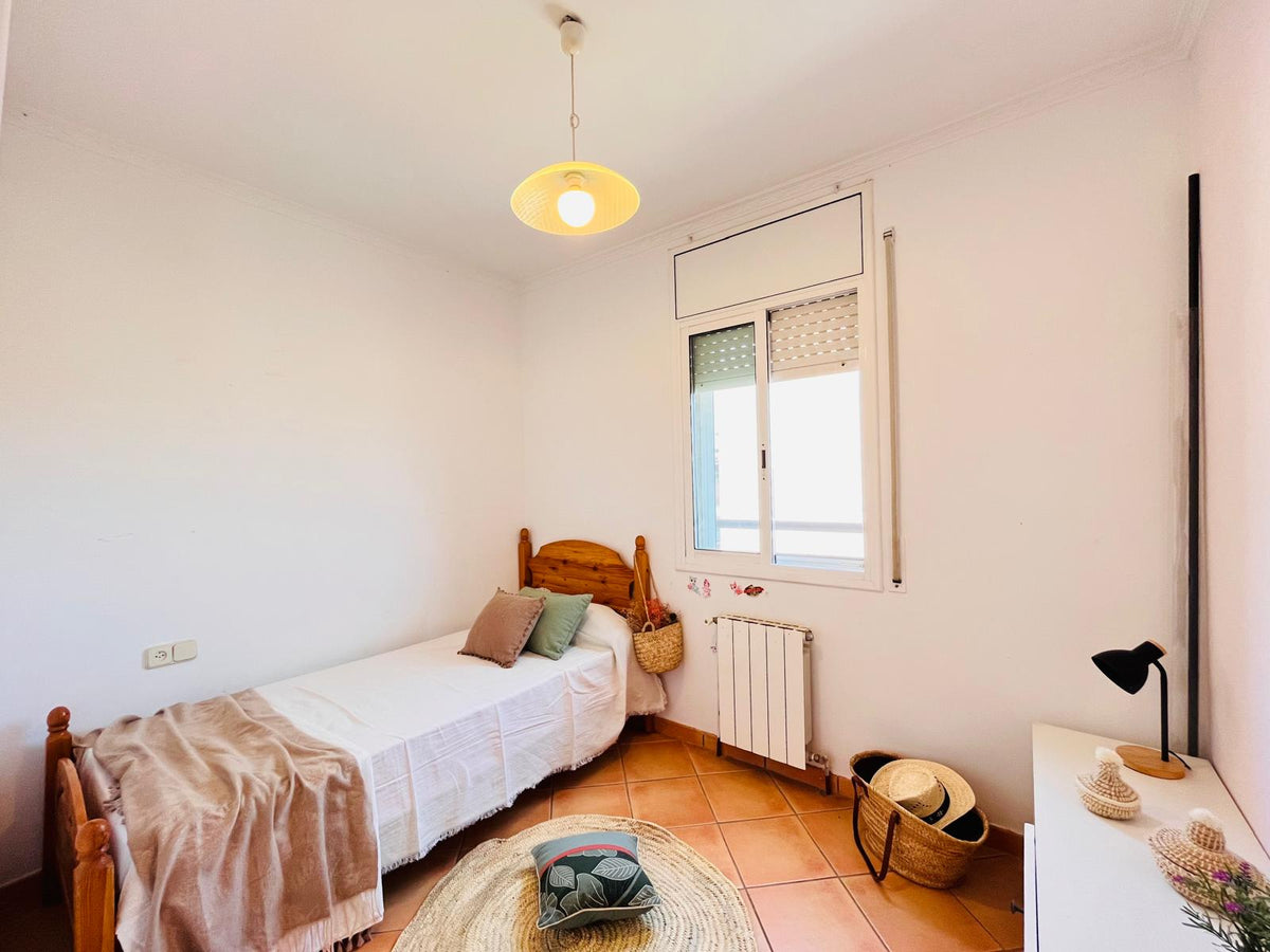 Casa pareada con jardín y barbacoa en Can Pere de la Plana